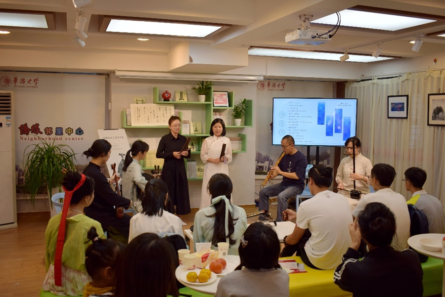 LOCAL1666837770272PLQRMLNV5L.jpg “邻里课堂”举办南音雅艺霜降雅集。华侨大学供图