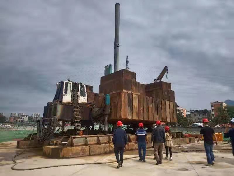 龙舟训练馆项目施工现场1.jpg