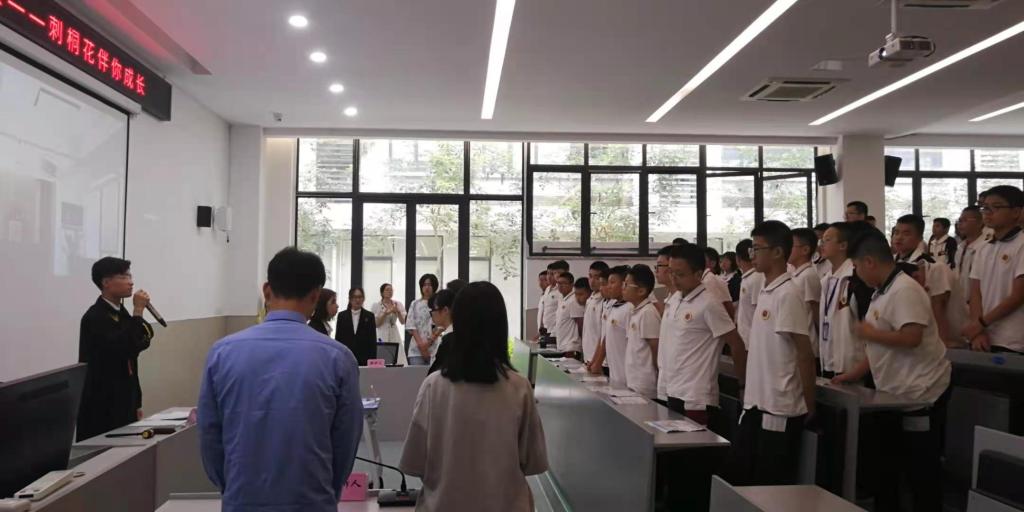 模拟法庭现场.jpg 模拟法庭现场.jpg