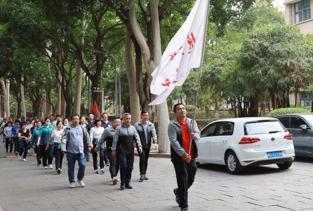 泉州校区环校走现场.JPG 泉州校区环校走现场.JPG