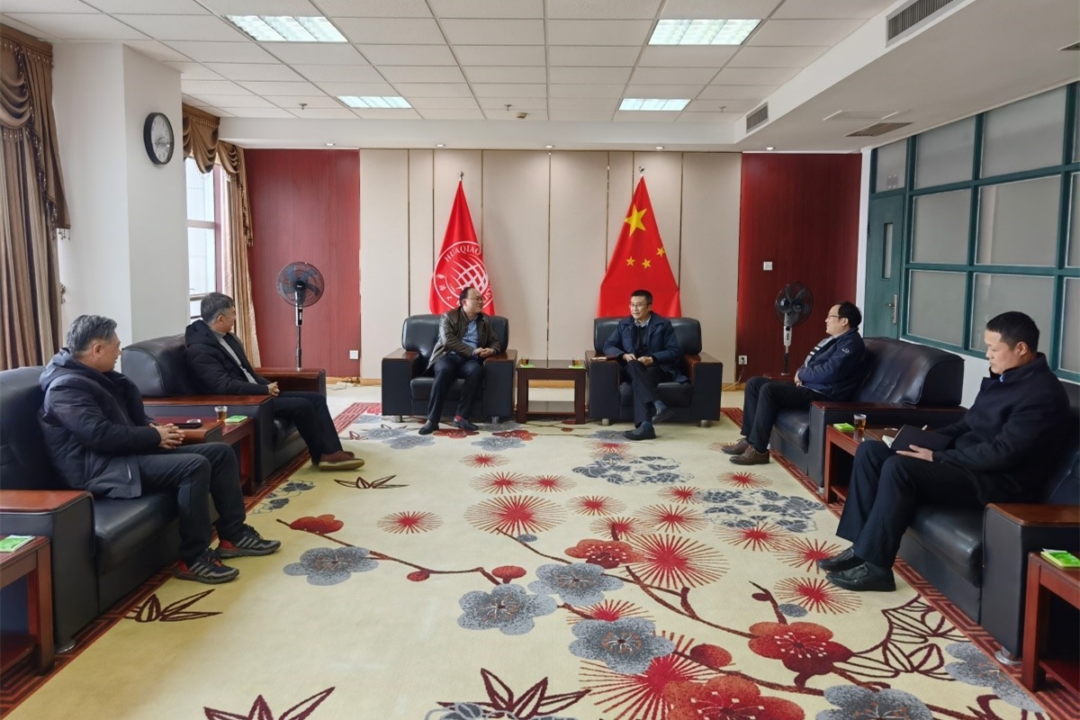 吴剑平会见建阳区委常委、统战部长王杨.jpg