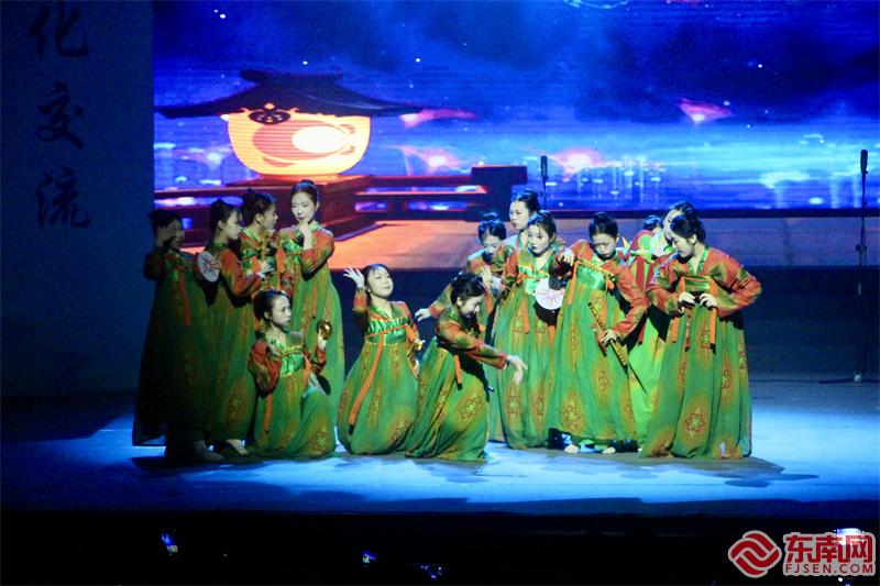 6cf82b24-3cf4-4001-8e0c-b7036b5ae3f1_batchwm.jpg 6cf82b24-3cf4-4001-8e0c-b7036b5ae3f1_batchwm.jpg