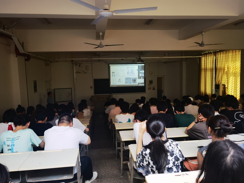 生物特征识别技术讲座.jpg 生物特征识别技术讲座.jpg